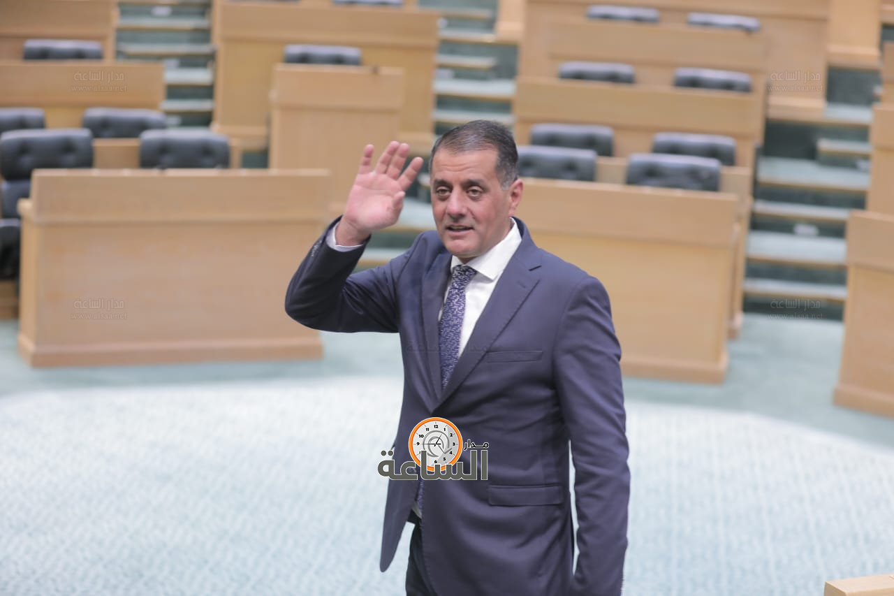 Madar Al-Saa Images 0.9040635320264094