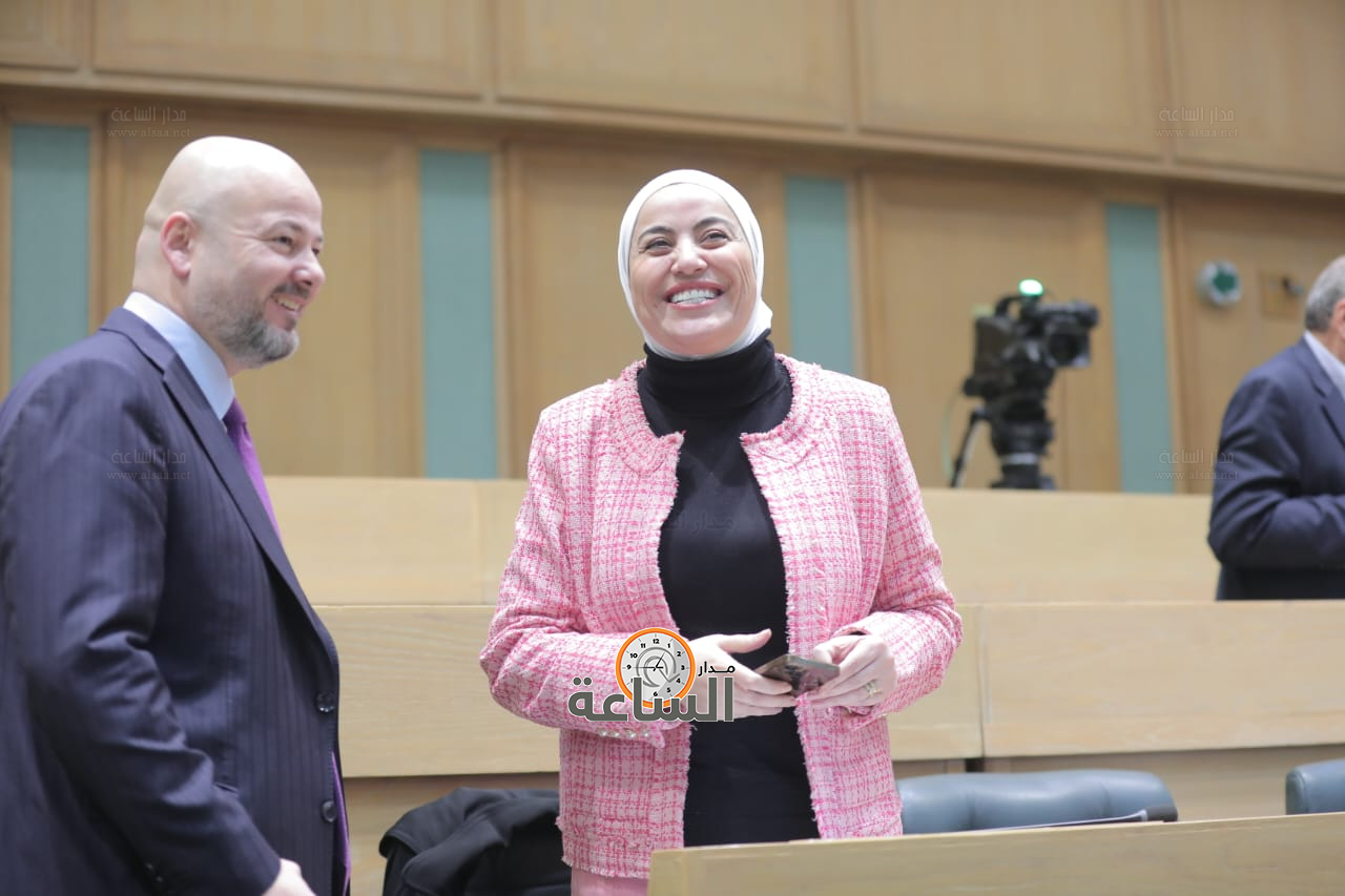 Madar Al-Saa Images 0.6902131597056567