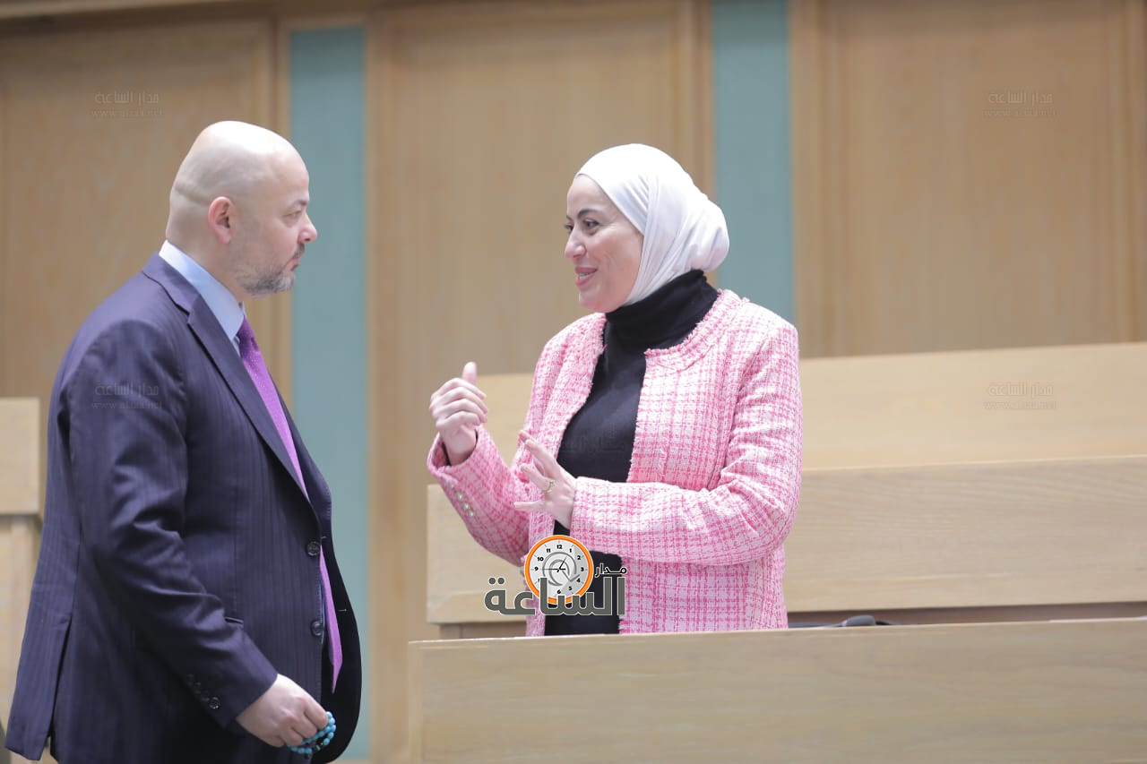 Madar Al-Saa Images 0.2712275335878136