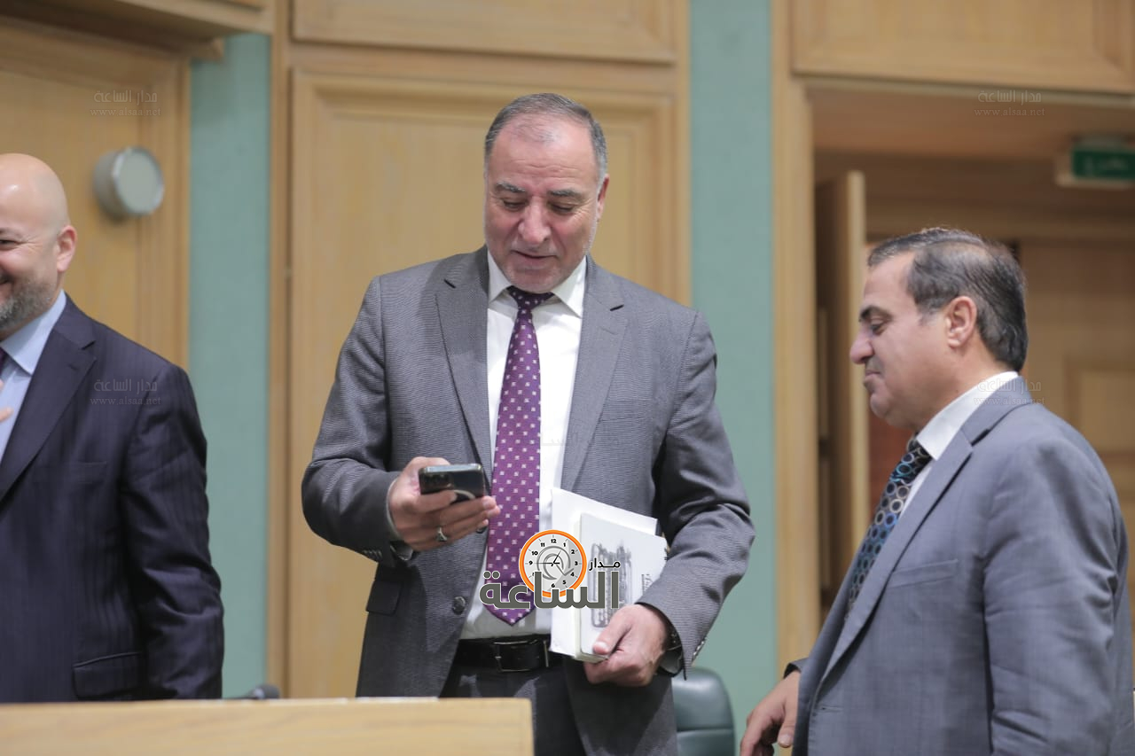 Madar Al-Saa Images 0.7515534700165141