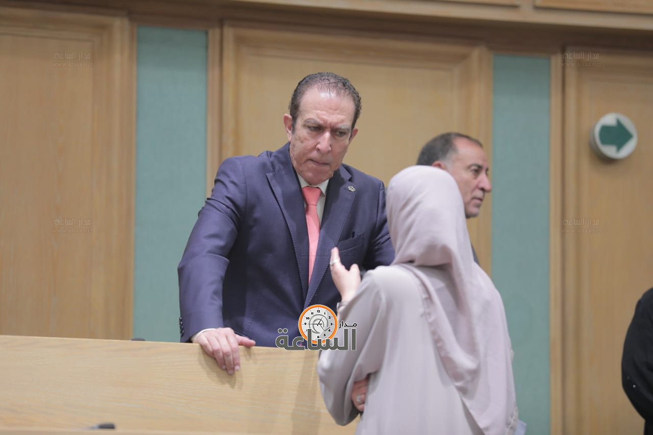 Madar Al-Saa Images 0.02870569572961701