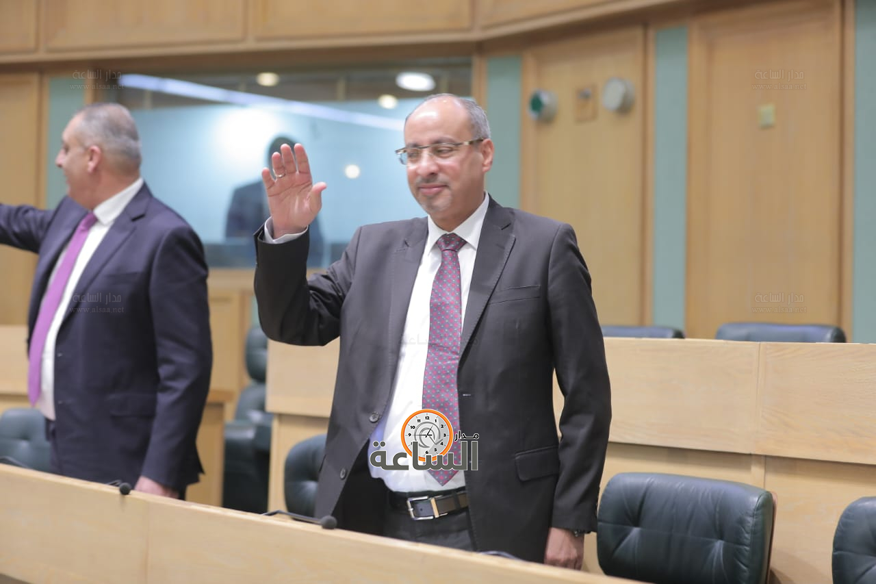 Madar Al-Saa Images 0.07432294708829001