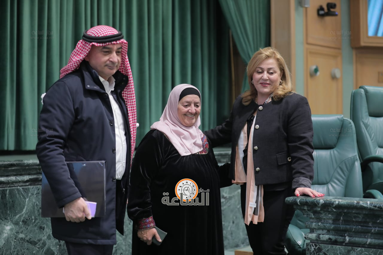 Madar Al-Saa Images 0.30630822897387056