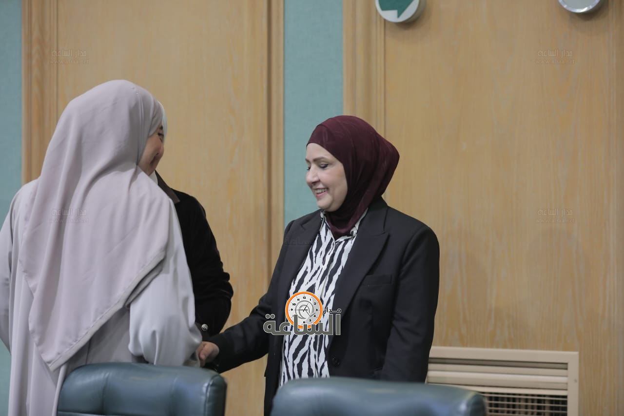 Madar Al-Saa Images 0.91742072739879