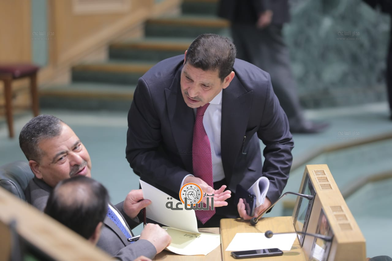 Madar Al-Saa Images 0.5012215787981378