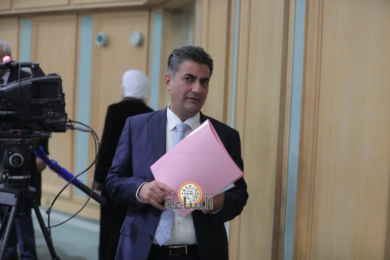 Madar Al-Saa Images 0.9198781567610754