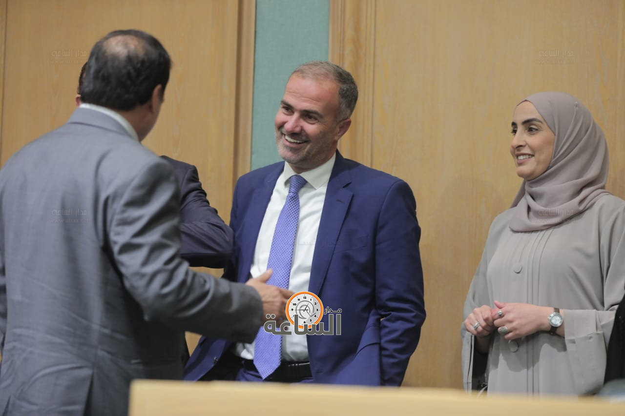 Madar Al-Saa Images 0.5231814630840772