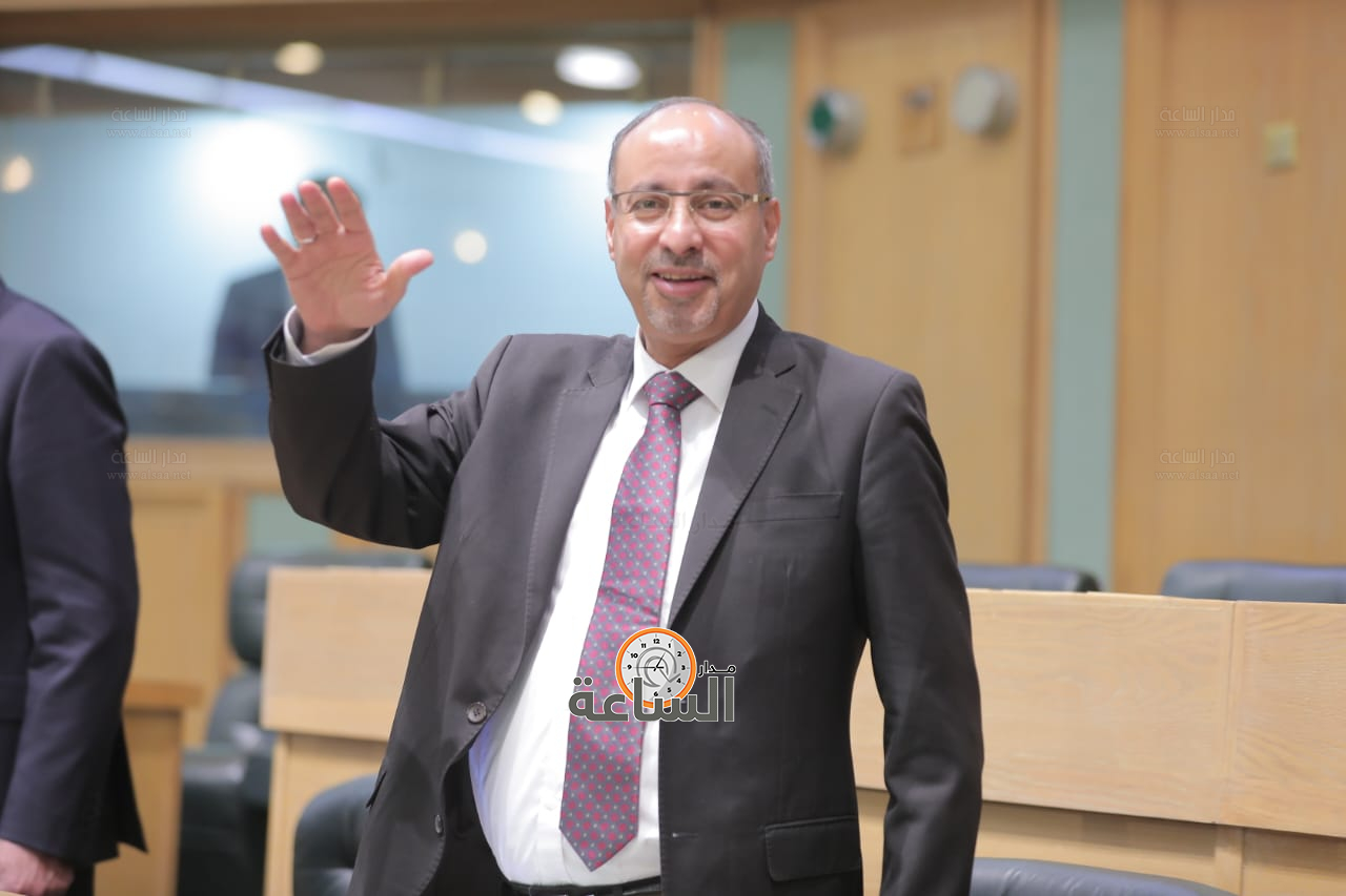 Madar Al-Saa Images 0.8661056886947596