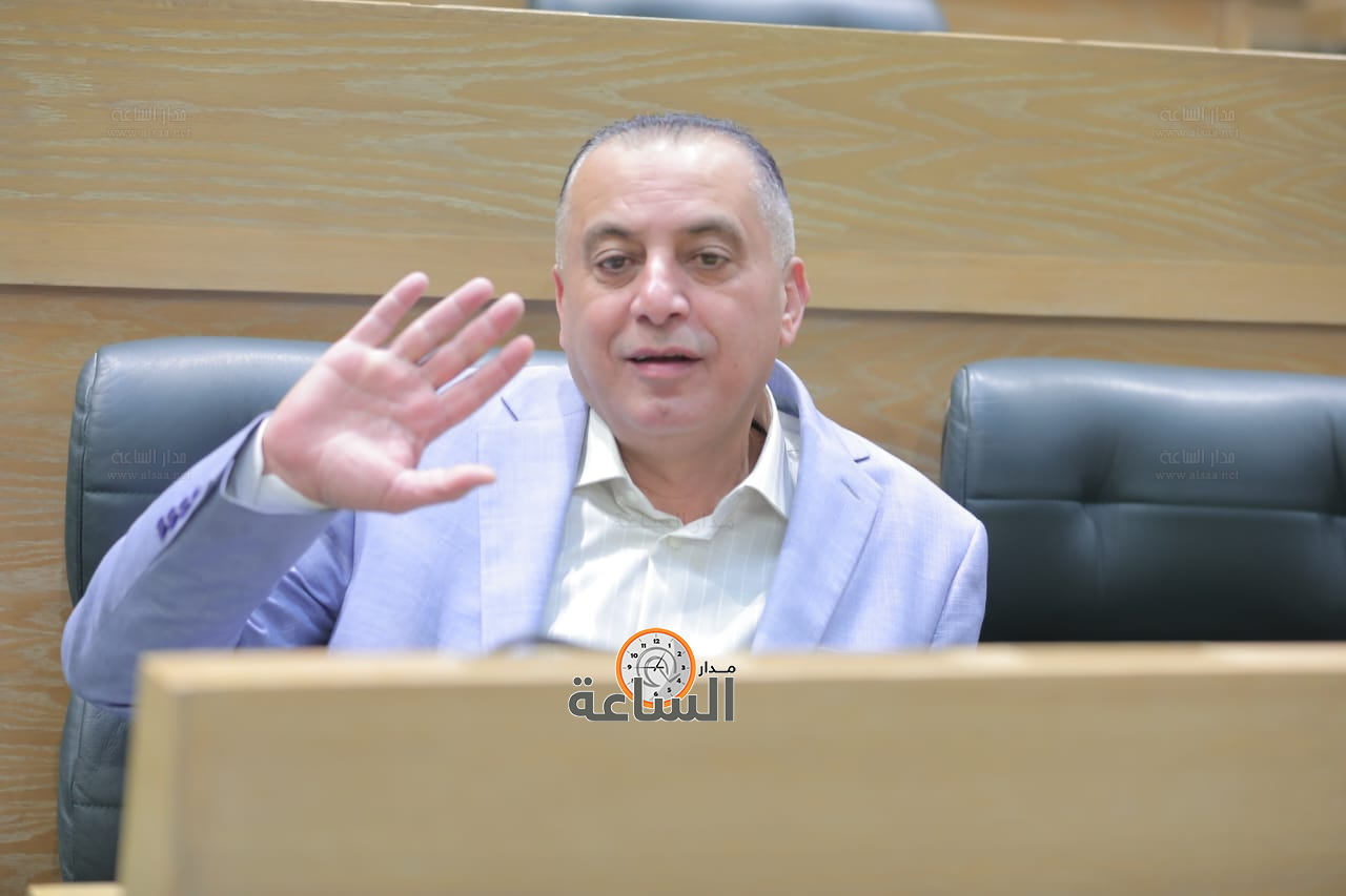 Madar Al-Saa Images 0.023642104487715532