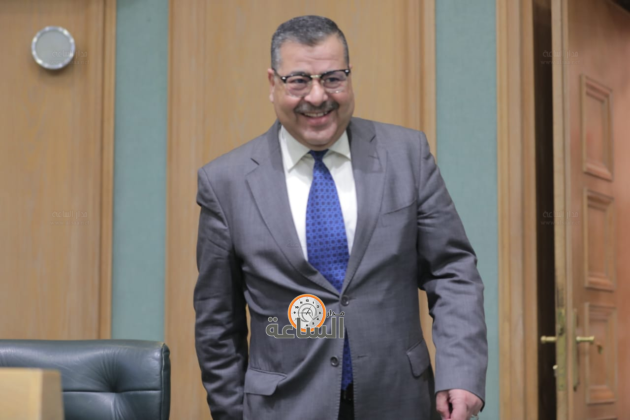 Madar Al-Saa Images 0.6865292246504306