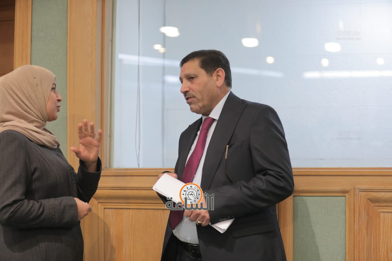 Madar Al-Saa Images 0.8389130238023927