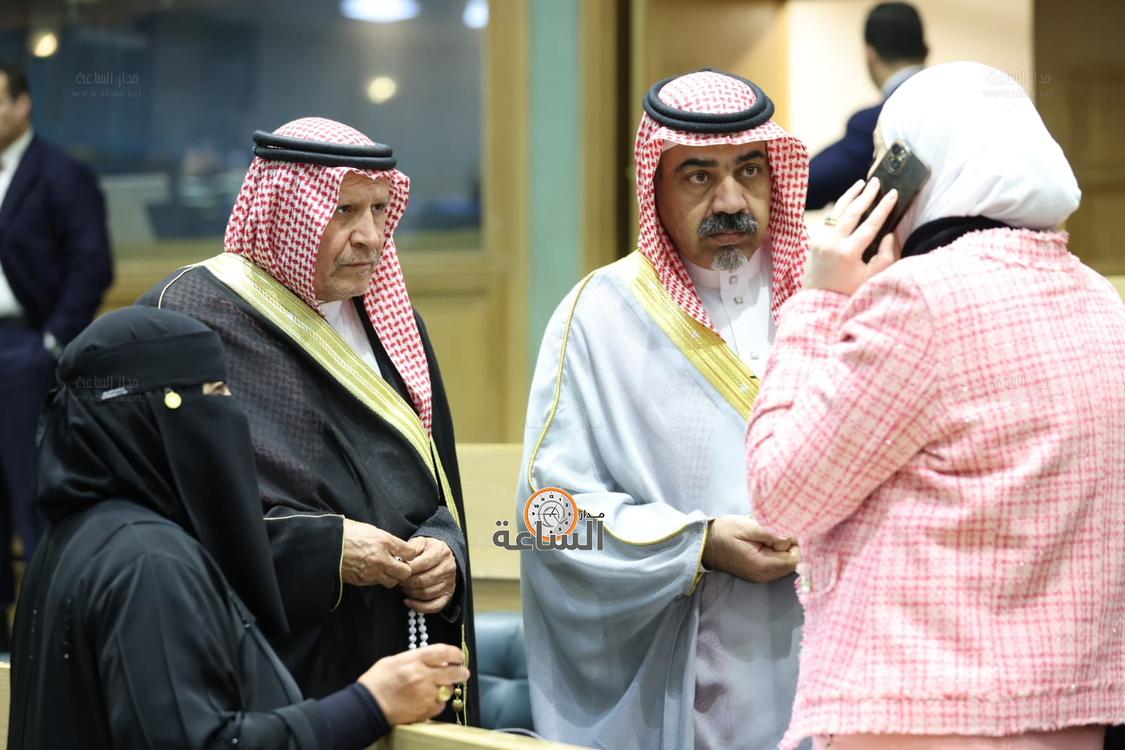 Madar Al-Saa Images 0.06996279122598592