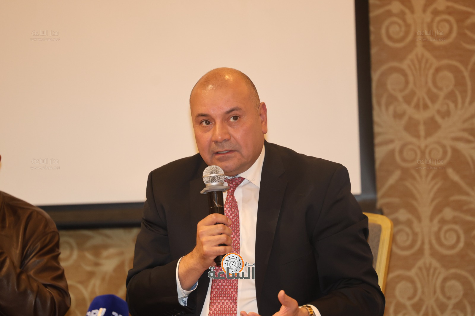 Madar Al-Saa Images 0.11085660133327524