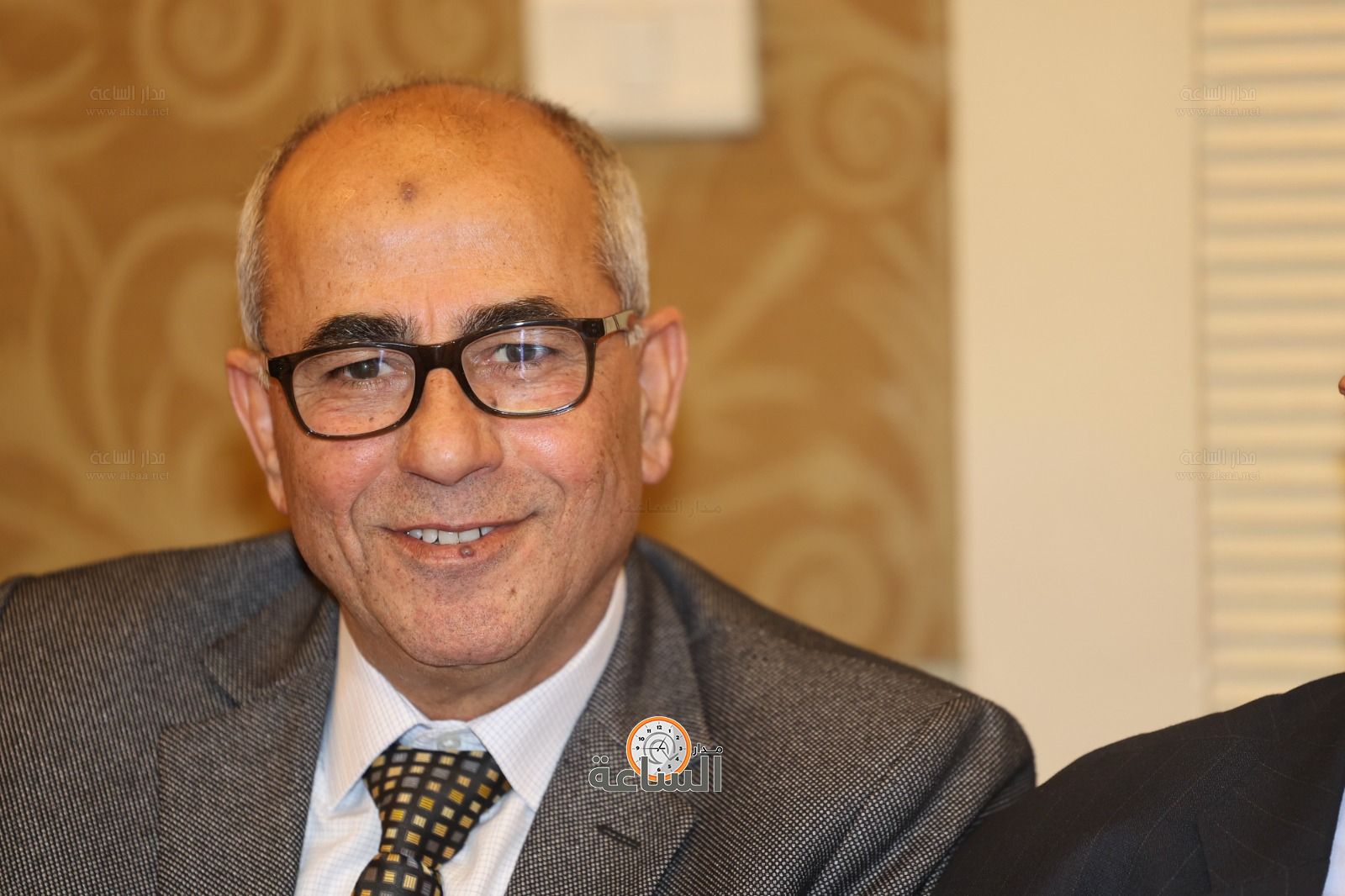 Madar Al-Saa Images 0.4144274501694625