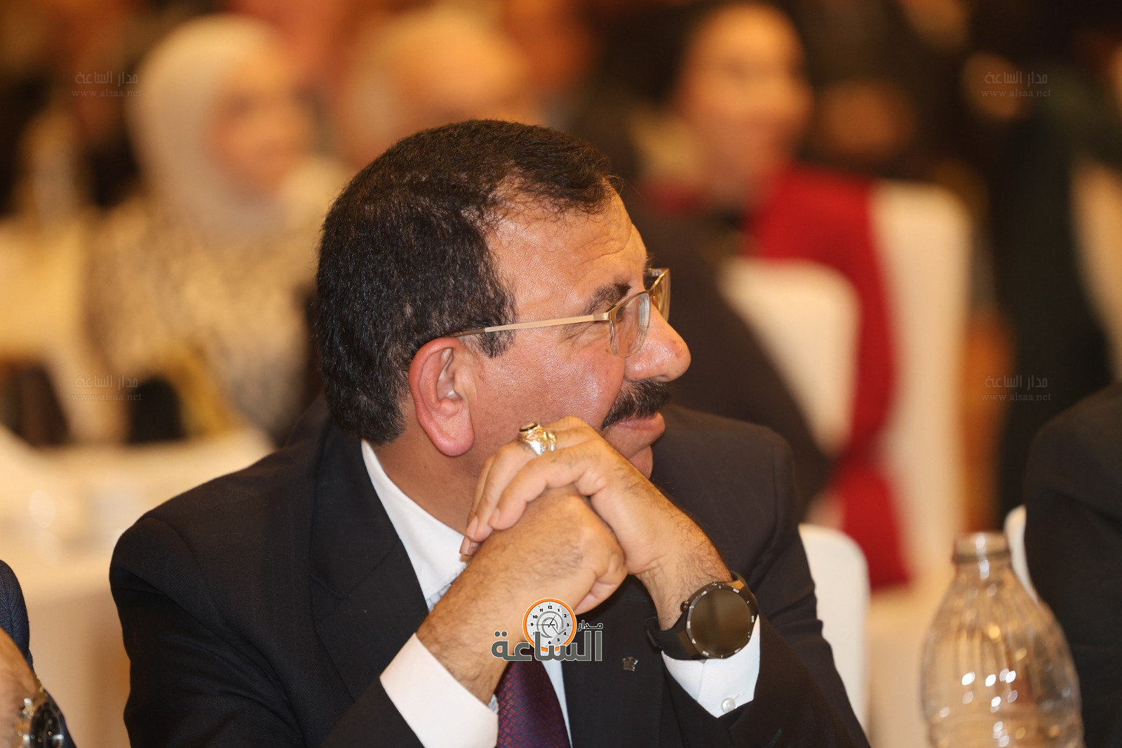 Madar Al-Saa Images 0.7516718582826001