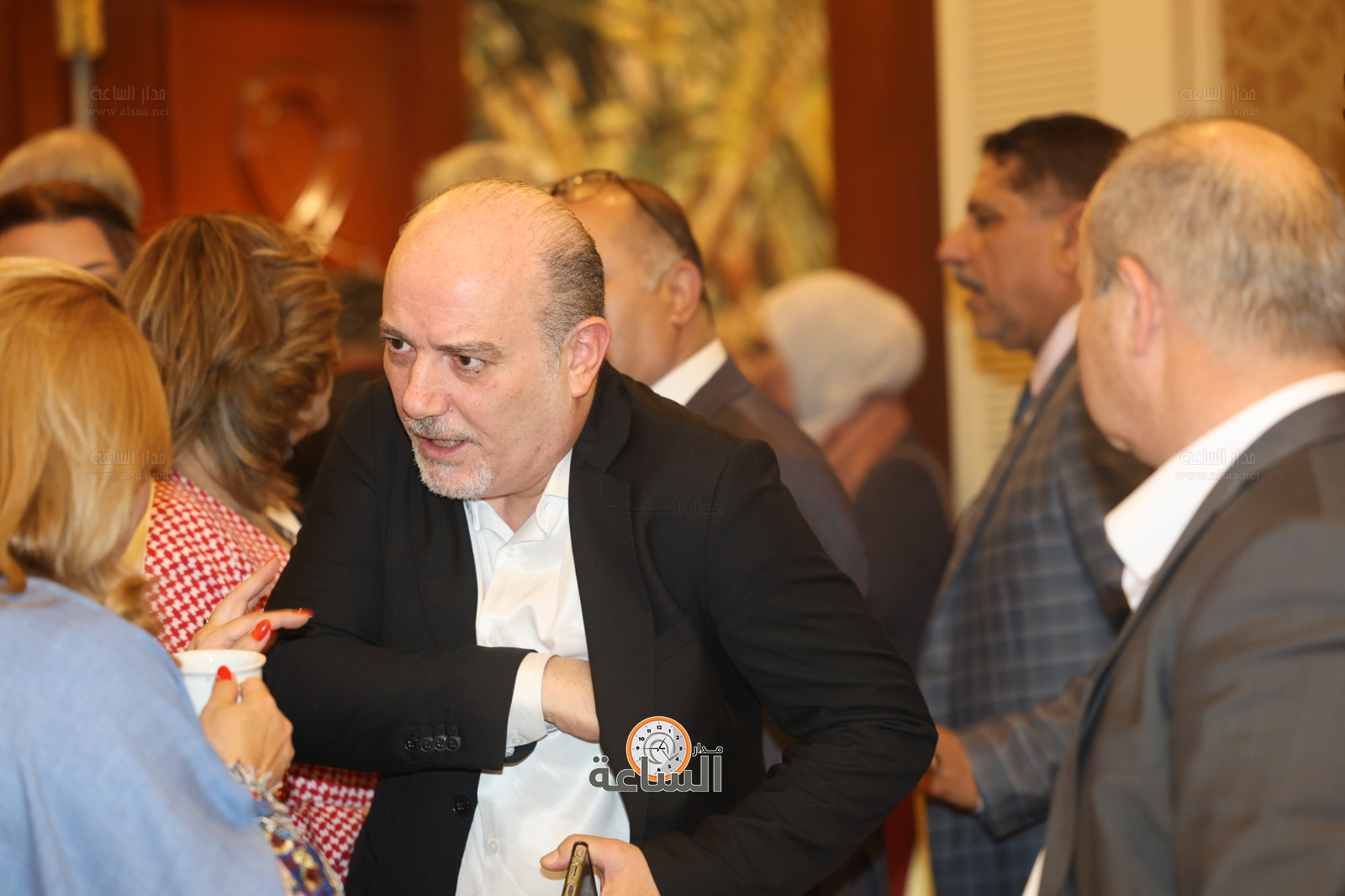 Madar Al-Saa Images 0.48406742321051355