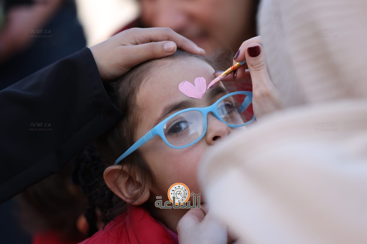 Madar Al-Saa Images 0.530293309133679