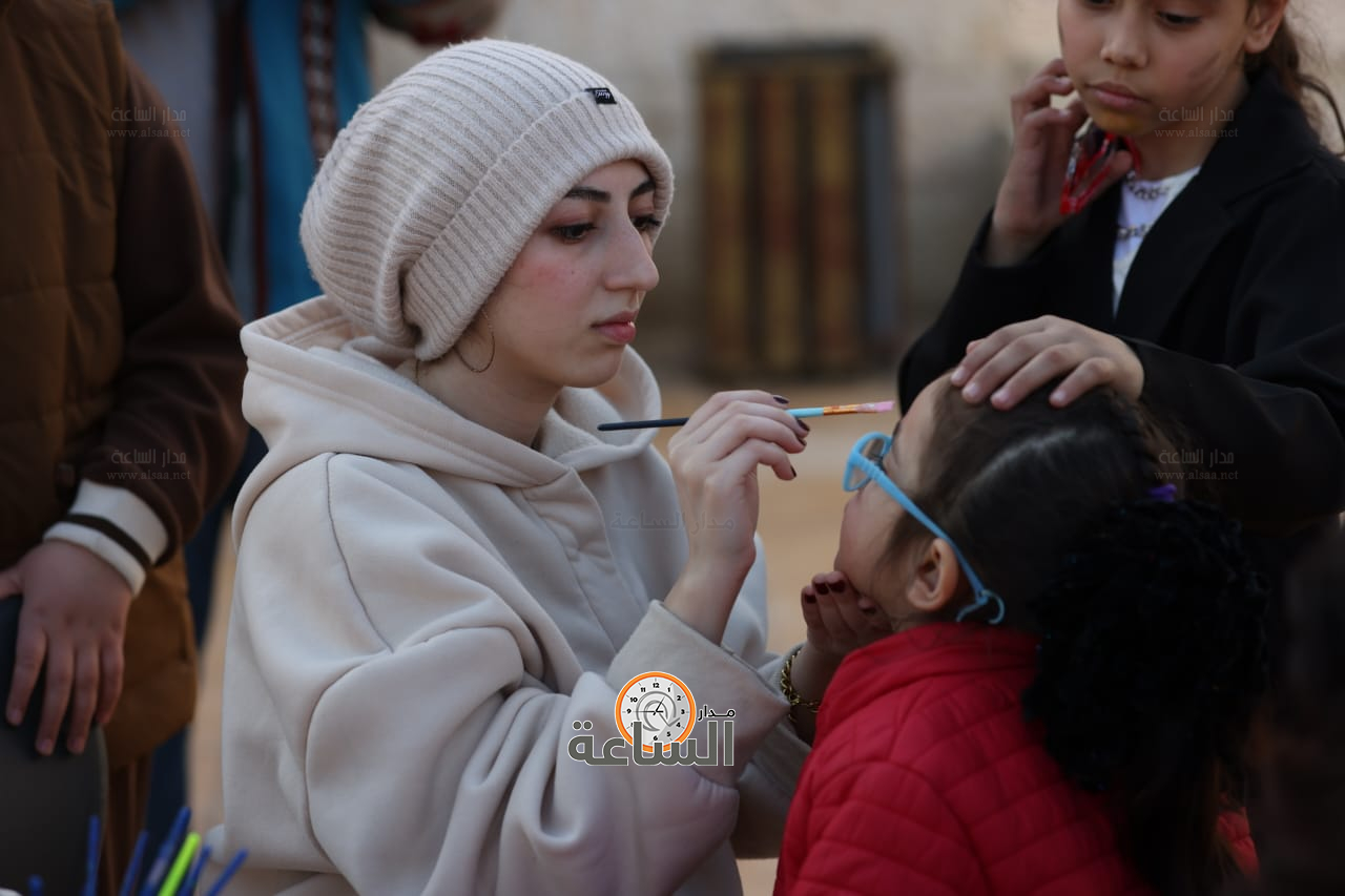 Madar Al-Saa Images 0.2445703107572632