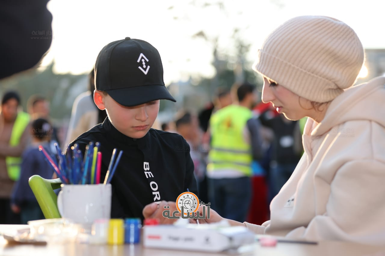 Madar Al-Saa Images 0.48749184368176146