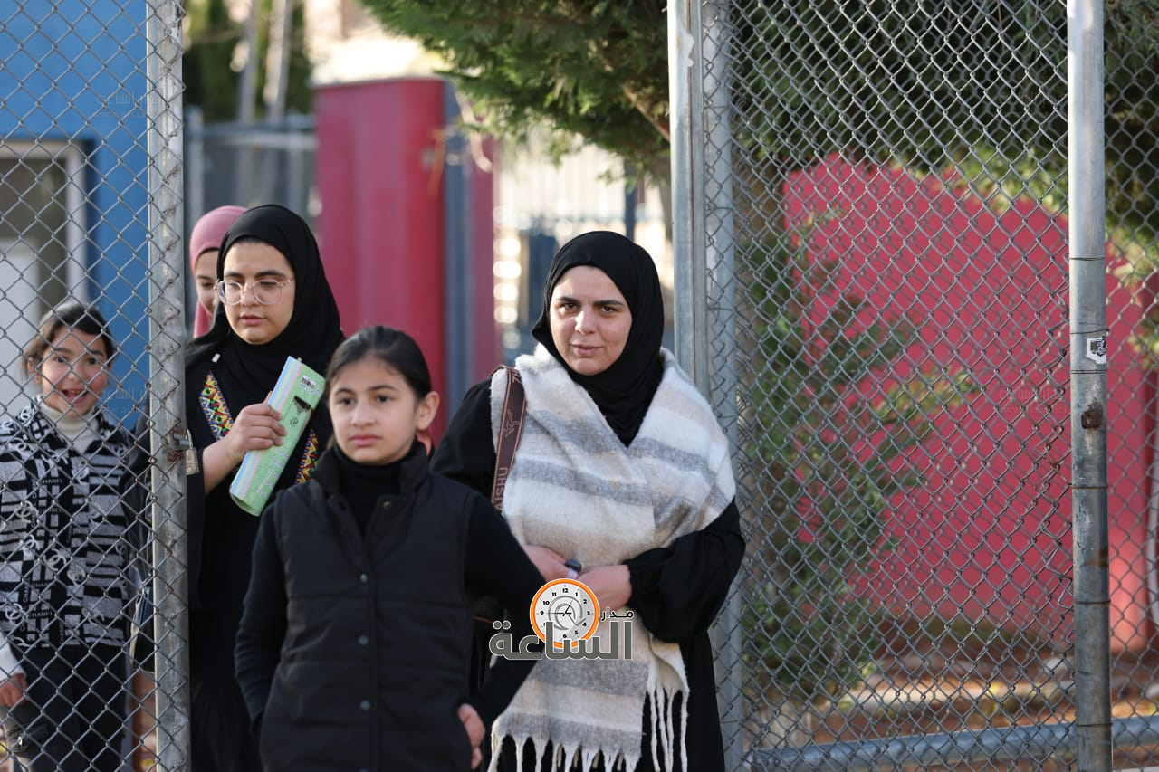 Madar Al-Saa Images 0.33566840580364943