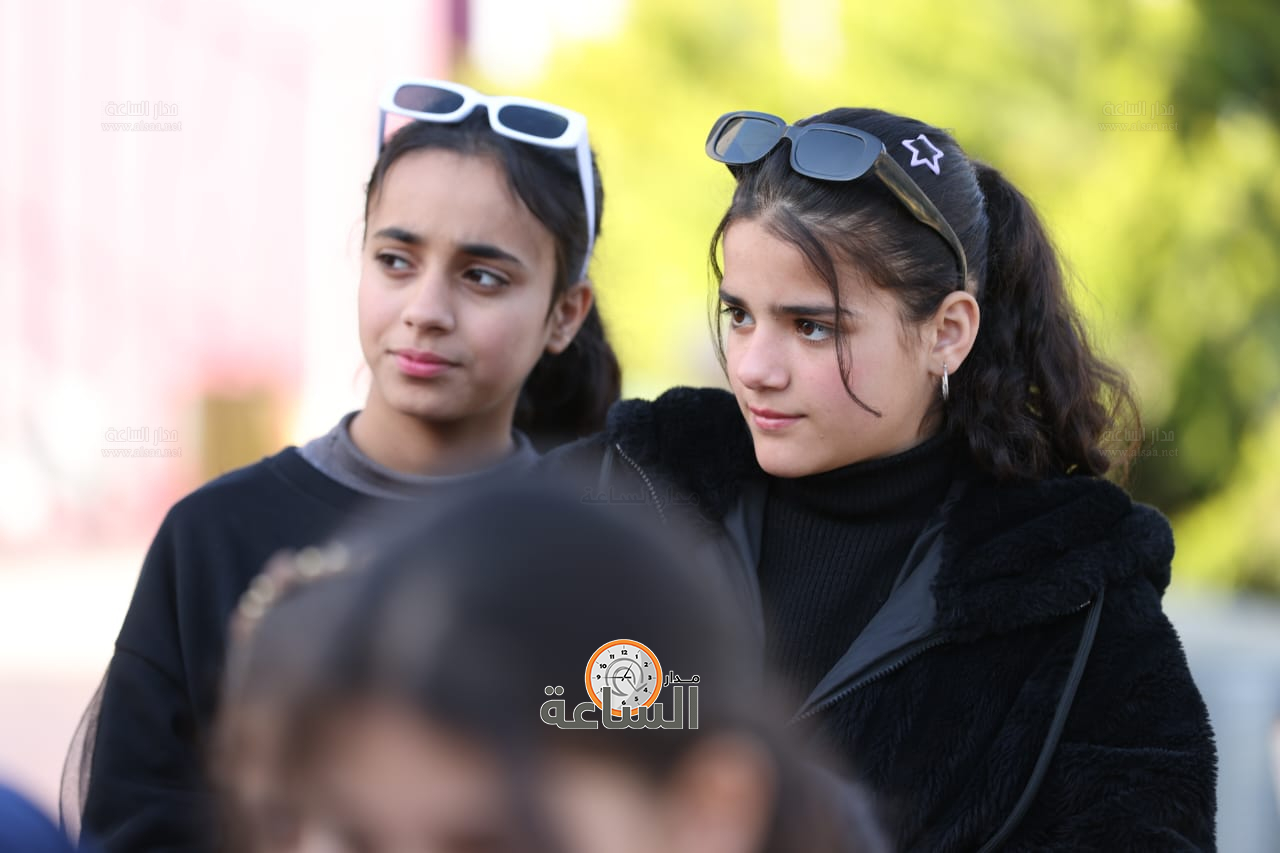 Madar Al-Saa Images 0.7852174268782683