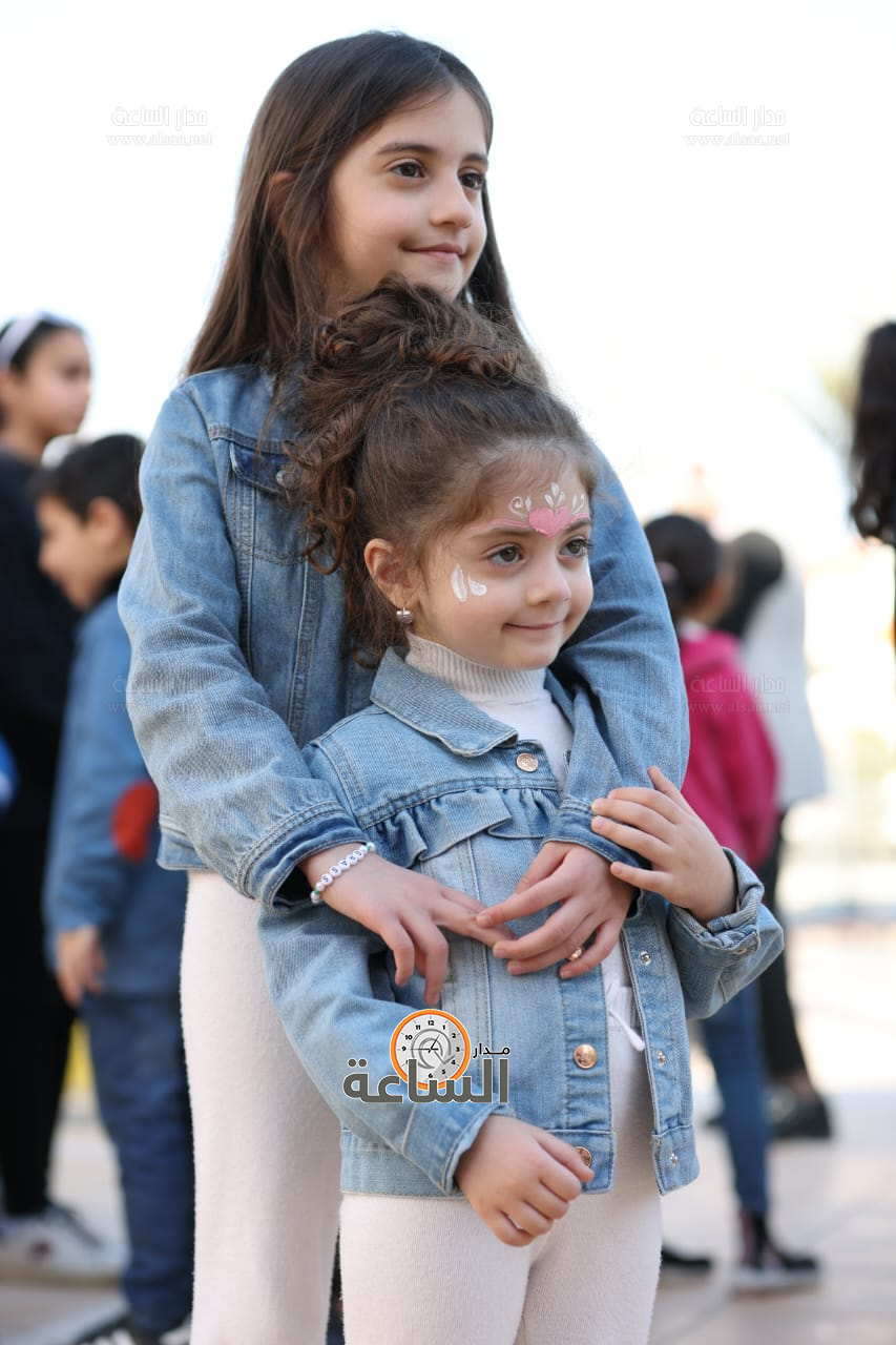 Madar Al-Saa Images 0.39735994566491084