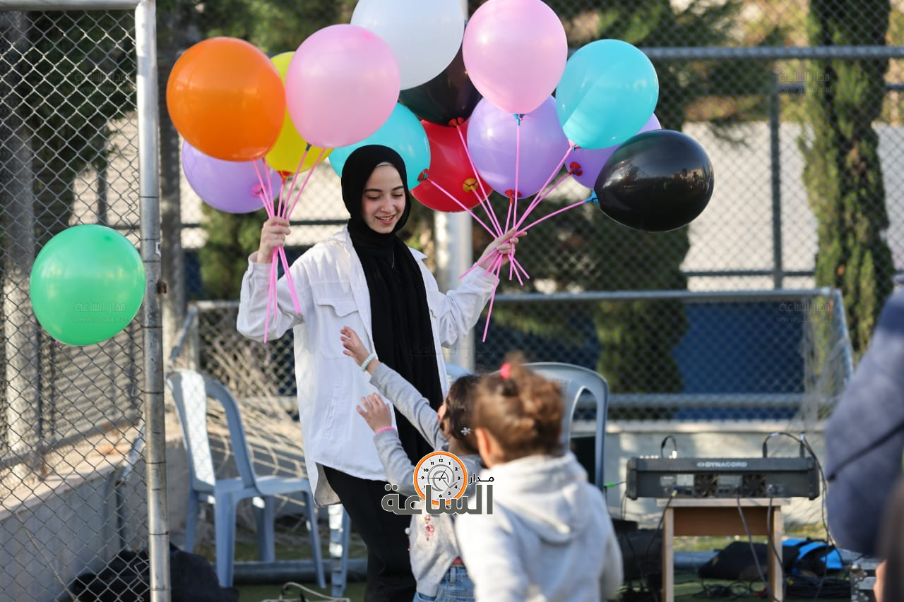 Madar Al-Saa Images 0.8744090257250243