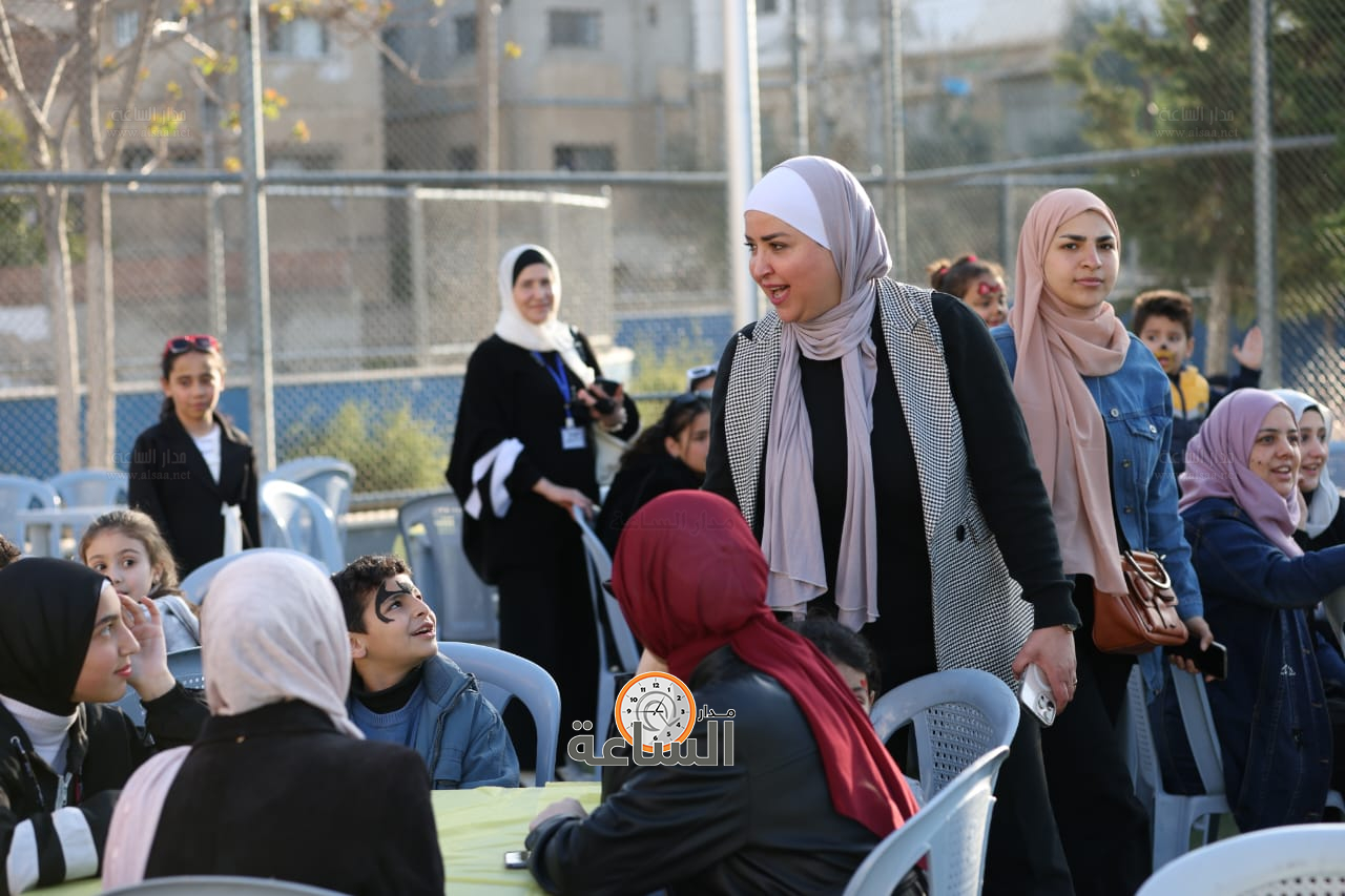 Madar Al-Saa Images 0.5804558811605556