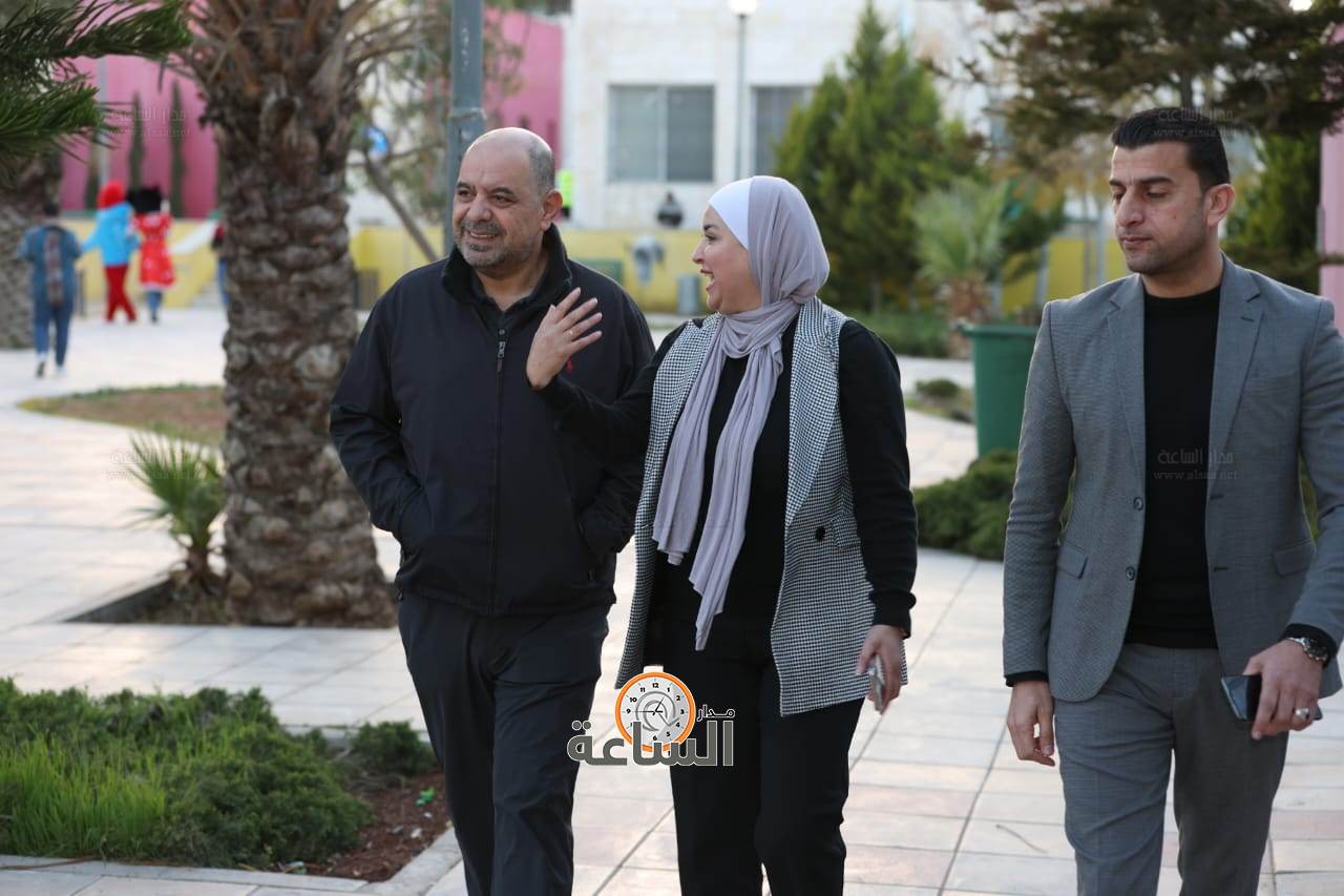 Madar Al-Saa Images 0.2815142455900943