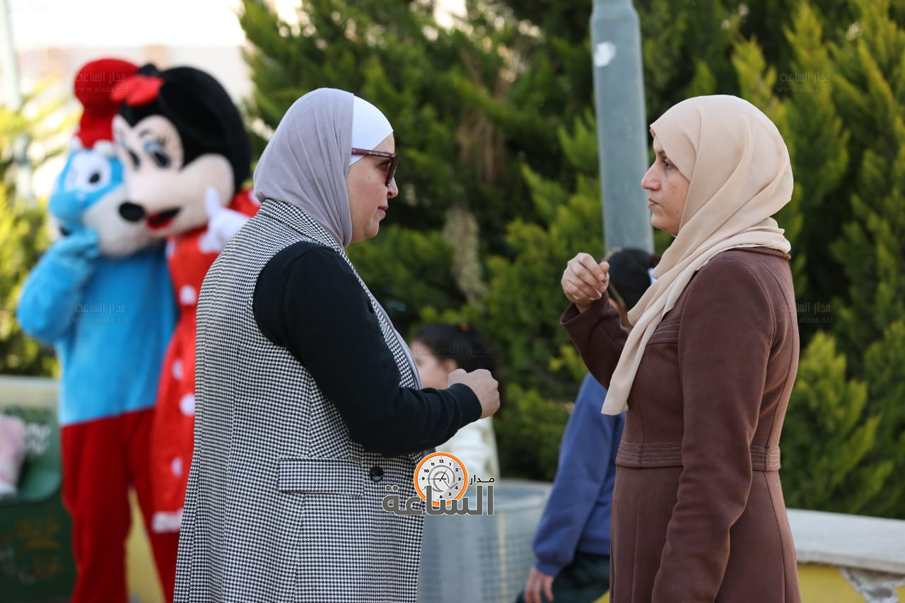 Madar Al-Saa Images 0.3774065096691548