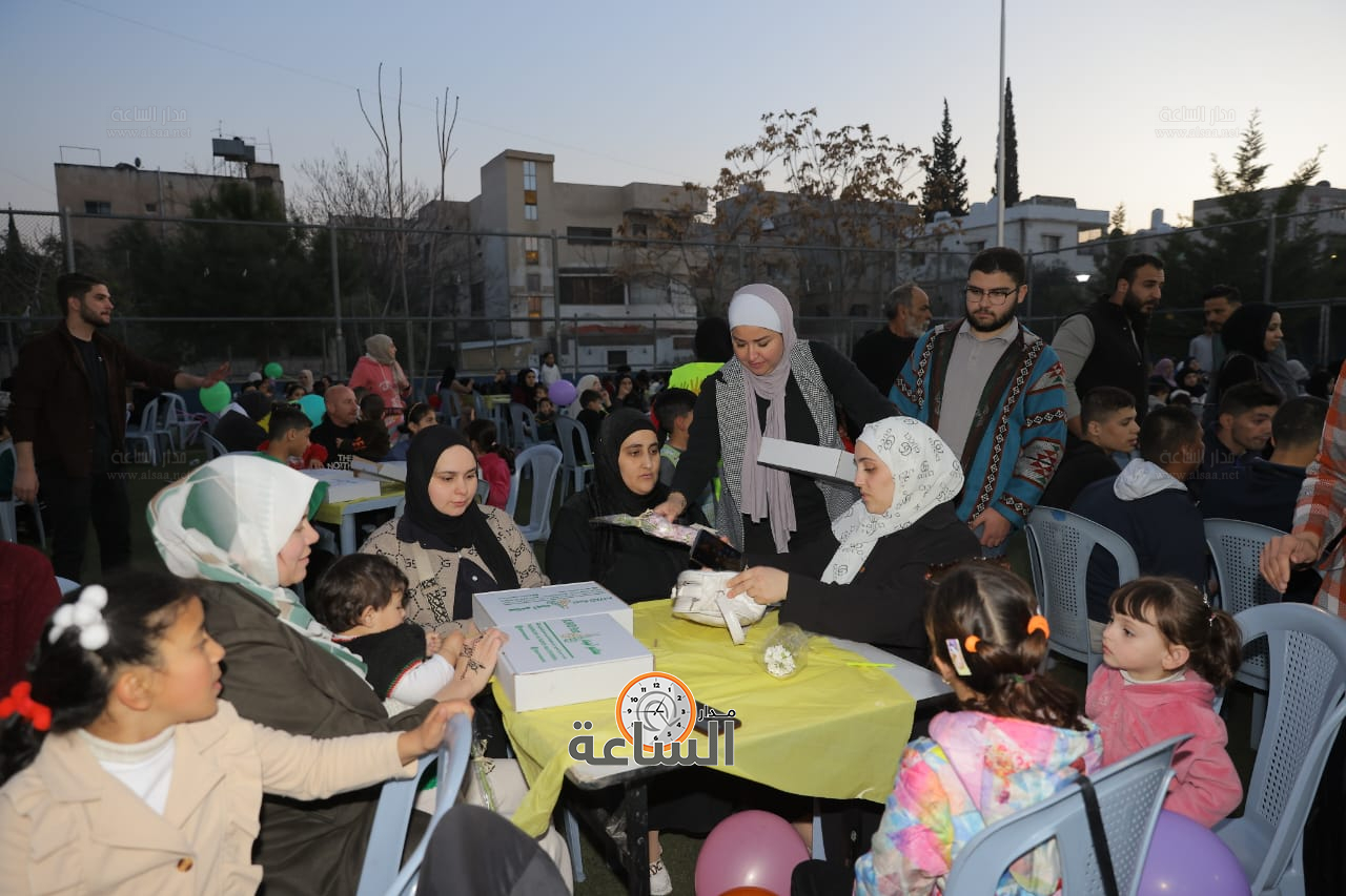 Madar Al-Saa Images 0.39391267276764275