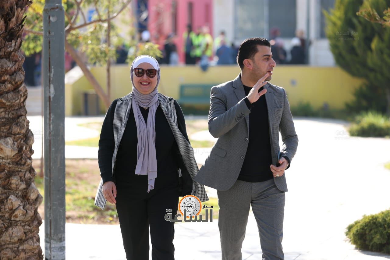 Madar Al-Saa Images 0.39183664765677206