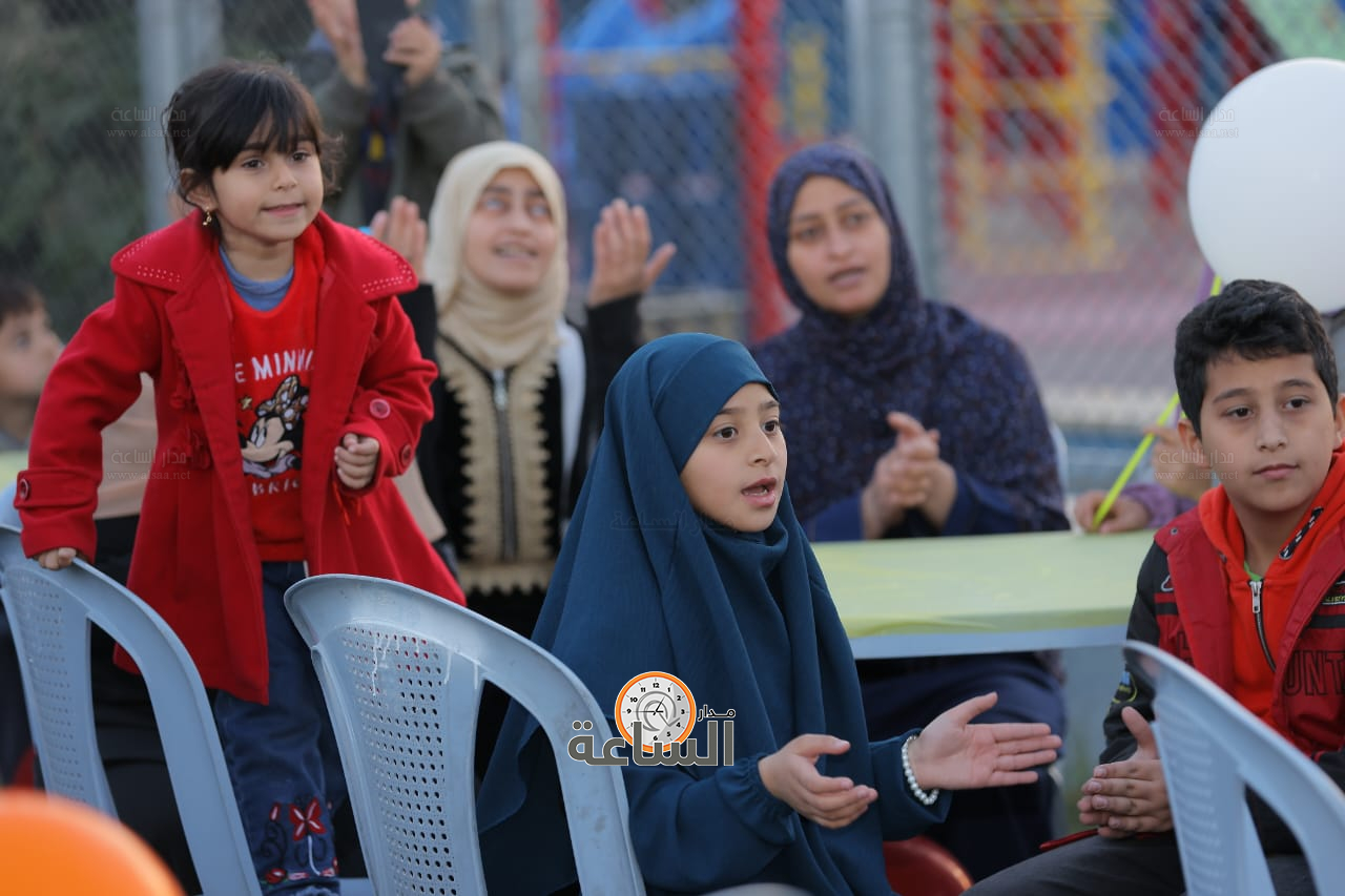 Madar Al-Saa Images 0.3253573434149919