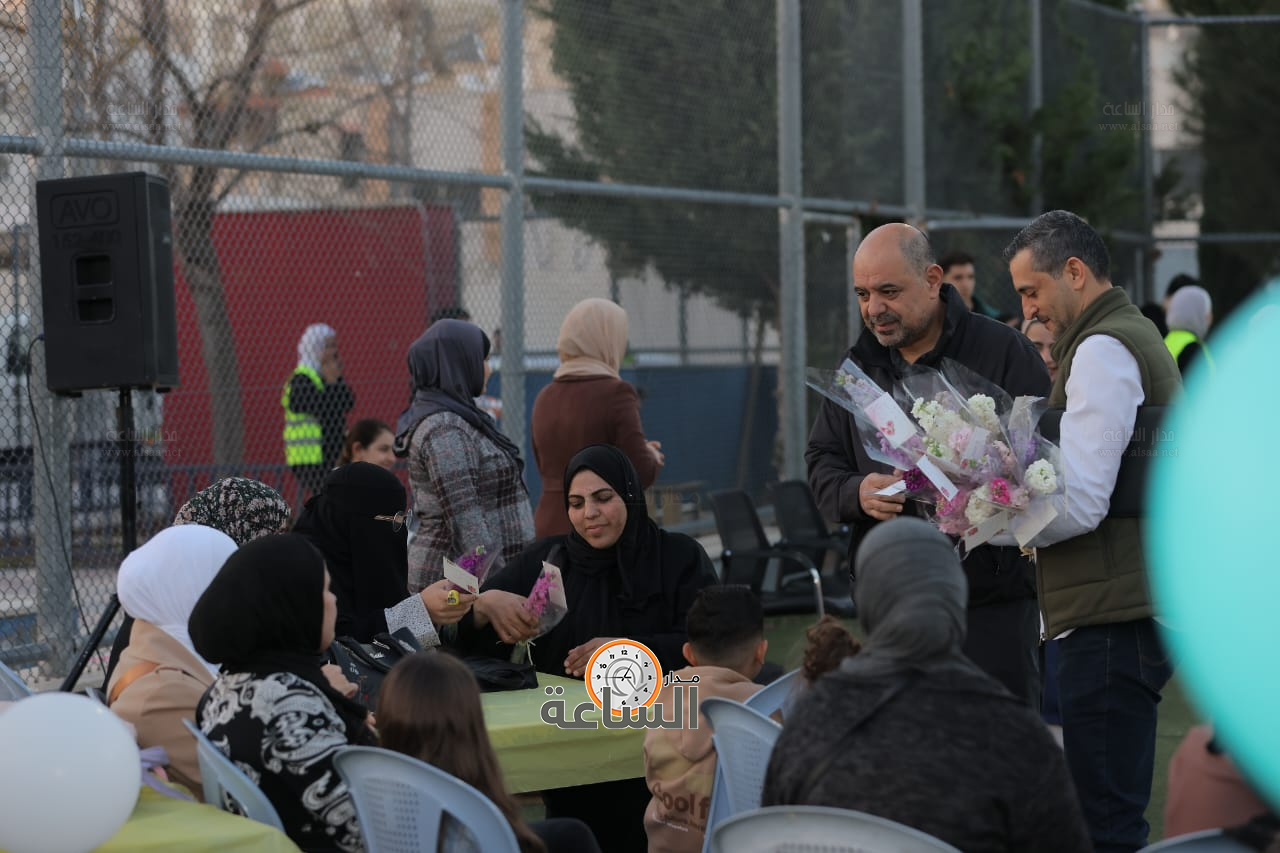 Madar Al-Saa Images 0.33324497575413603