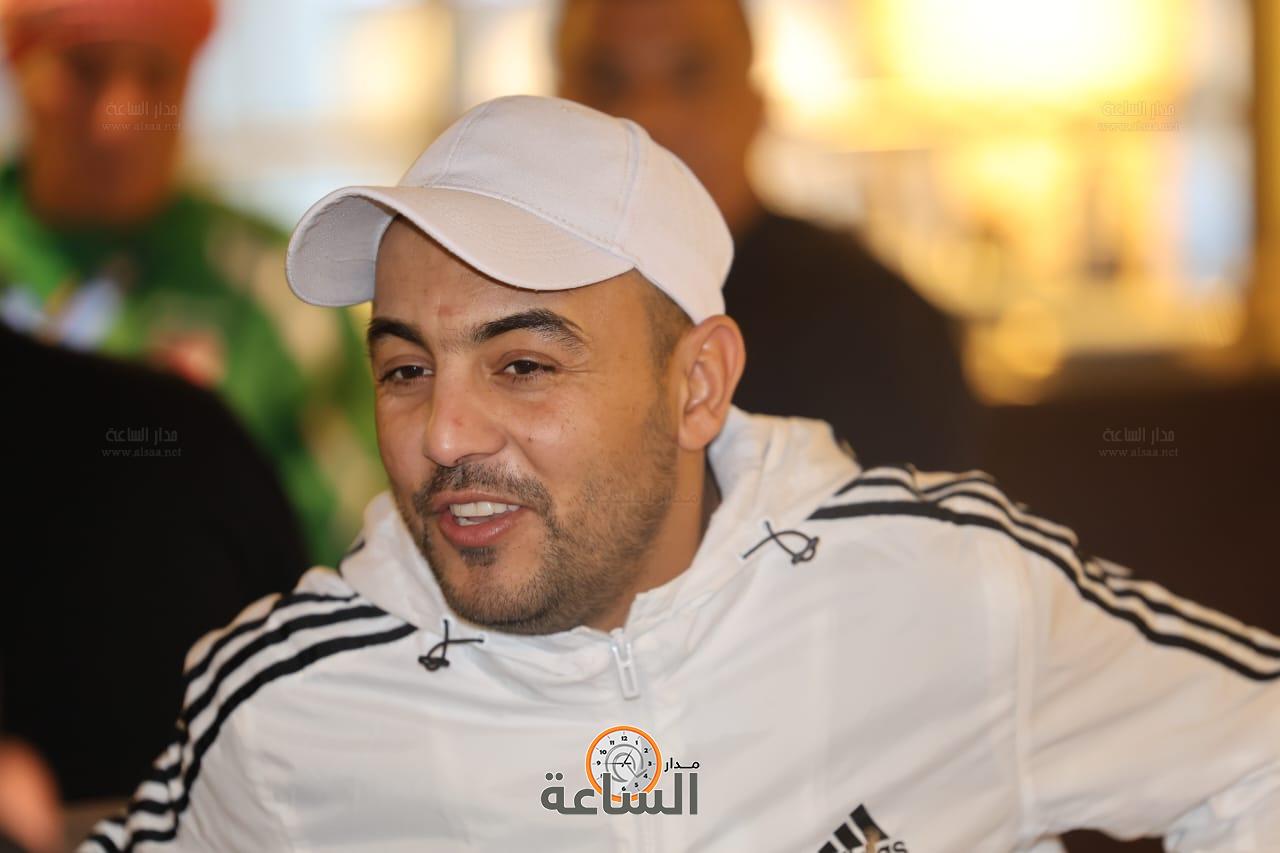 Madar Al-Saa Images 0.9419002912409553