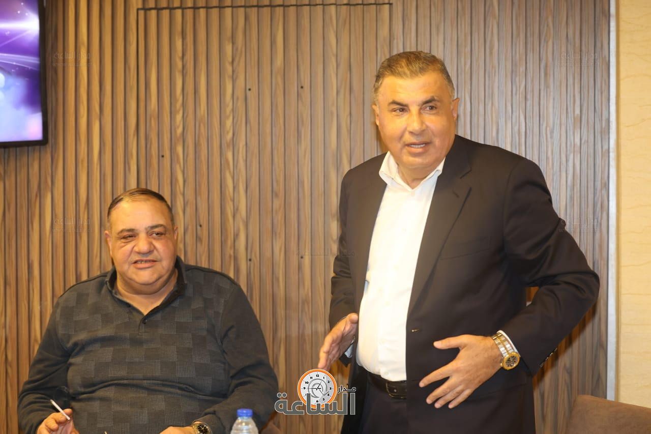 Madar Al-Saa Images 0.44482797037515875