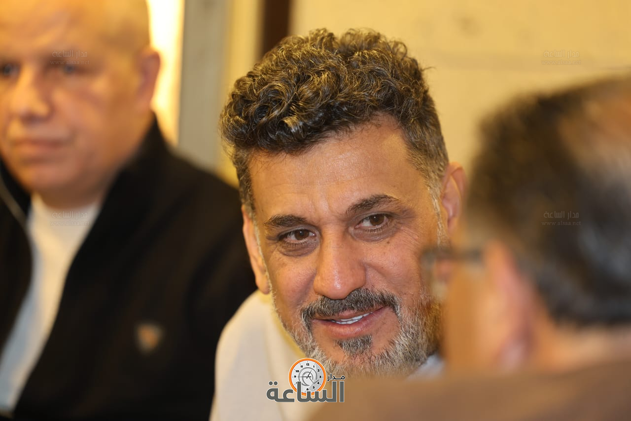 Madar Al-Saa Images 0.5980530808007916