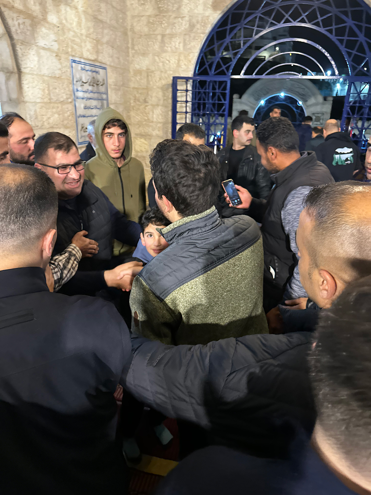 Madar Al-Saa Images 0.7970886217956918