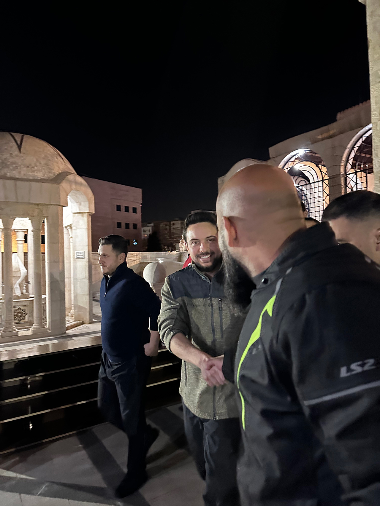 Madar Al-Saa Images 0.4852704470652054