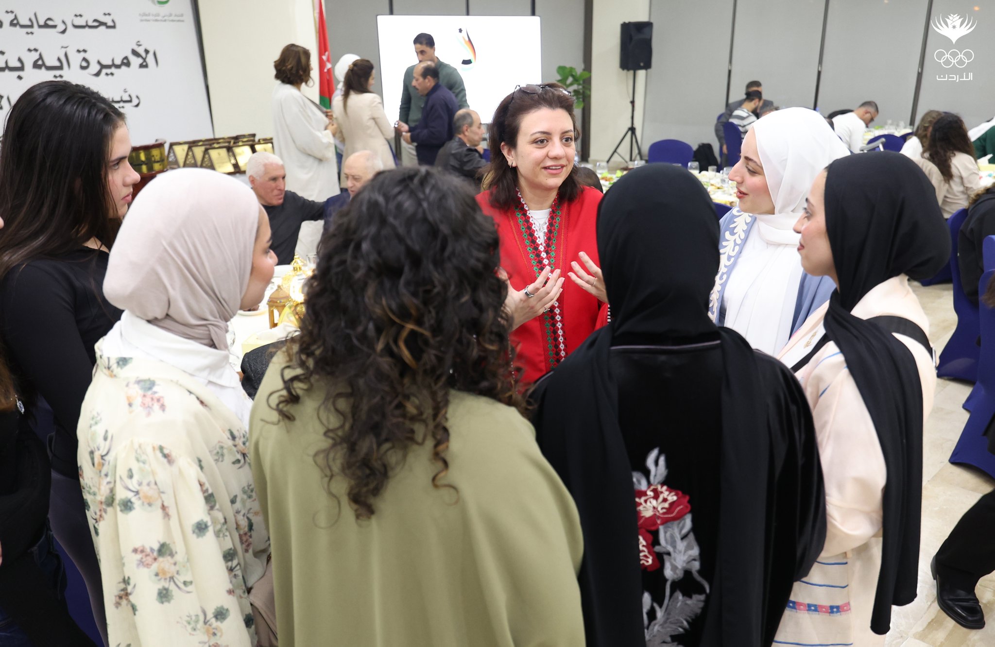 Madar Al-Saa Images 0.4038416479245006