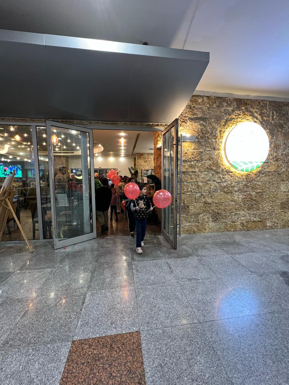 Madar Al-Saa Images 0.18702855735315982