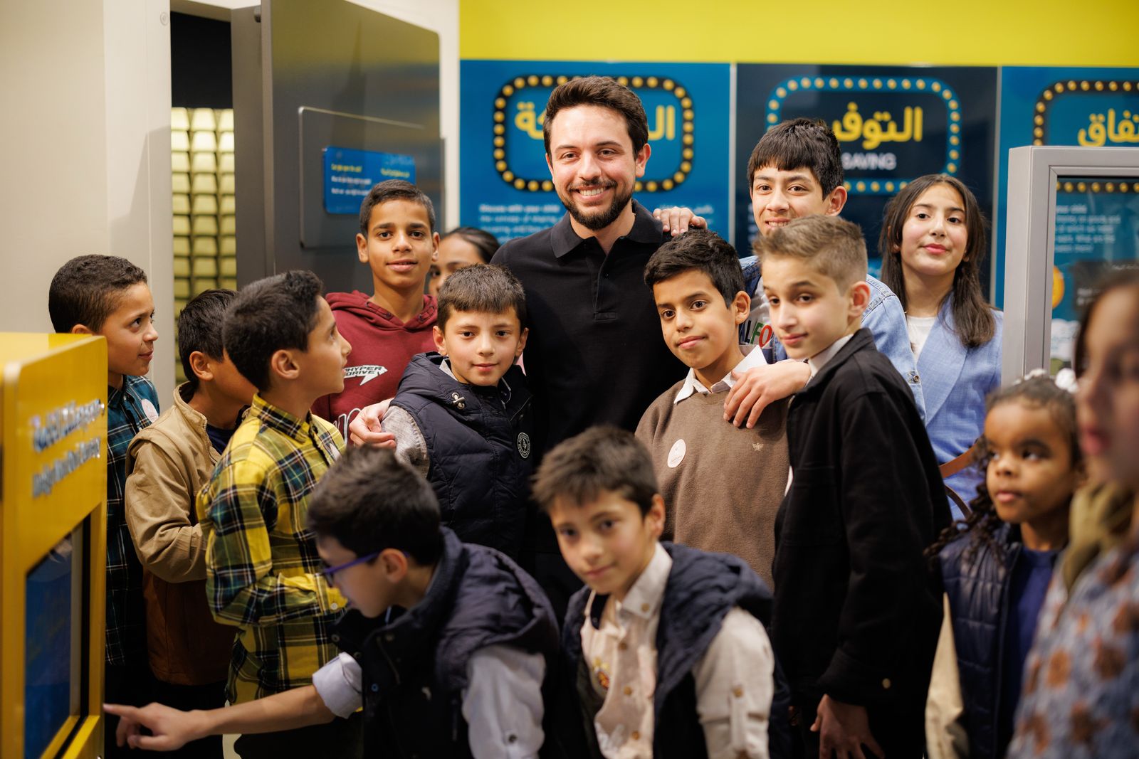 Madar Al-Saa Images 0.327016872448612