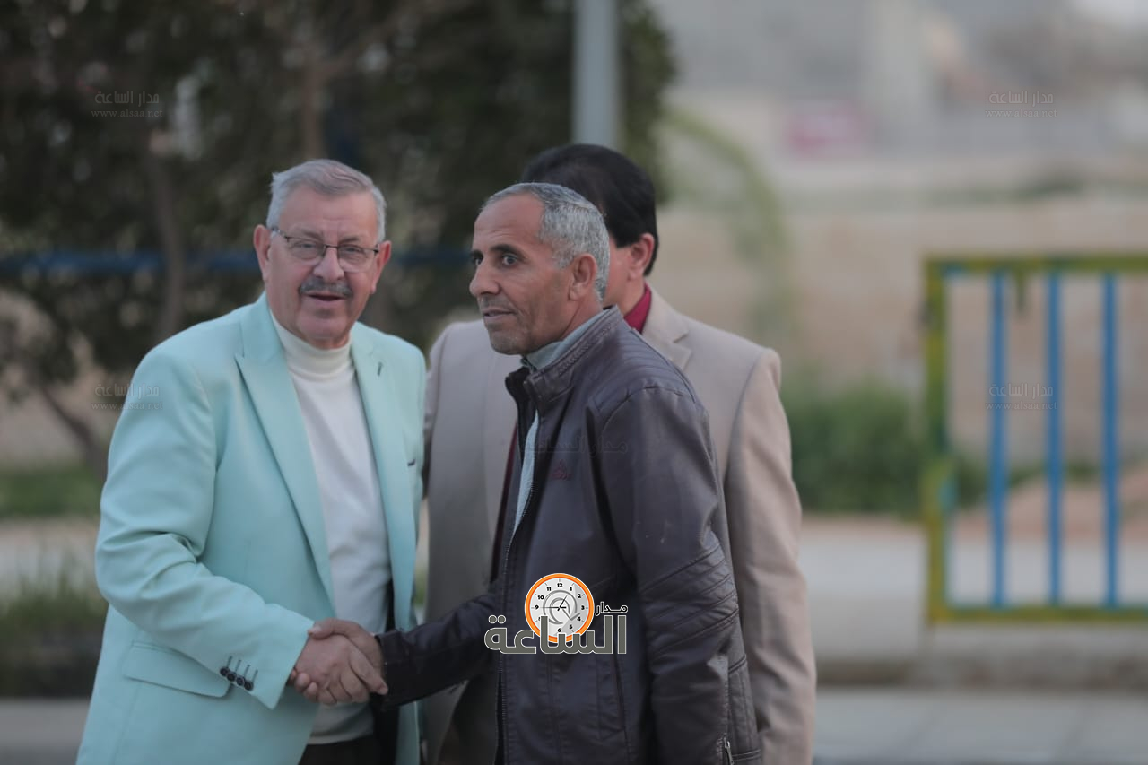 Madar Al-Saa Images 0.3357197683886768