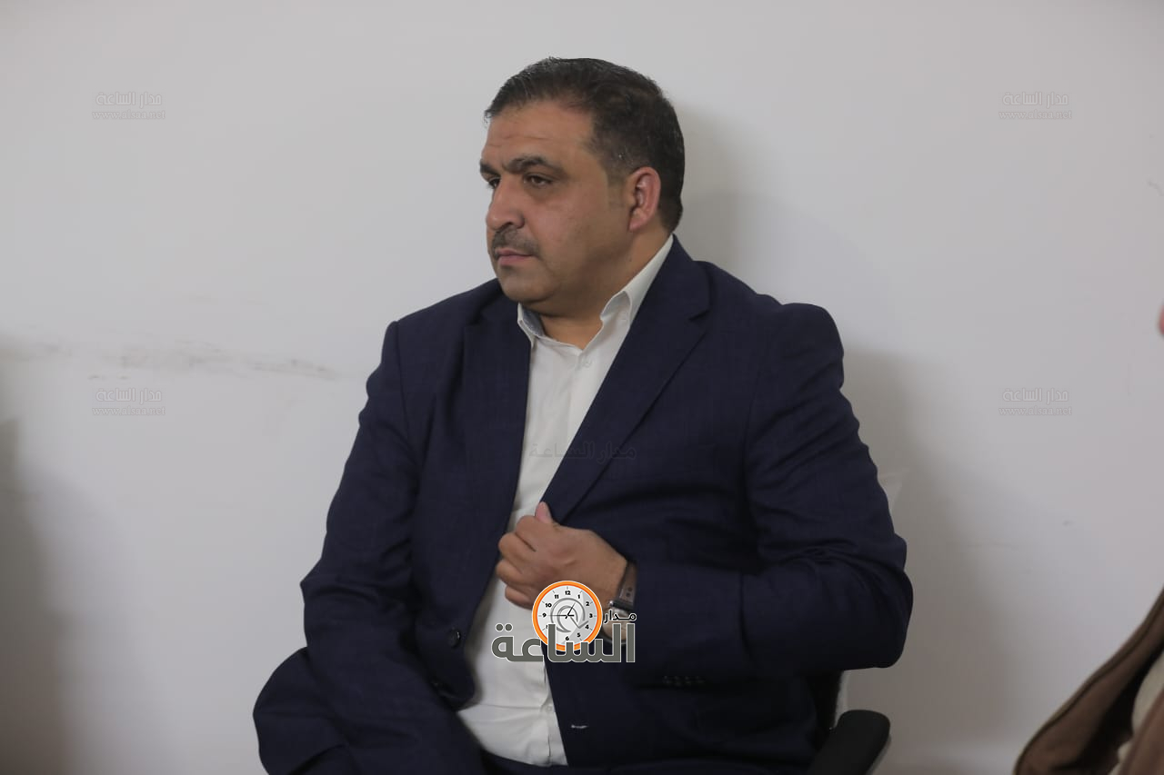 Madar Al-Saa Images 0.46826424591582616