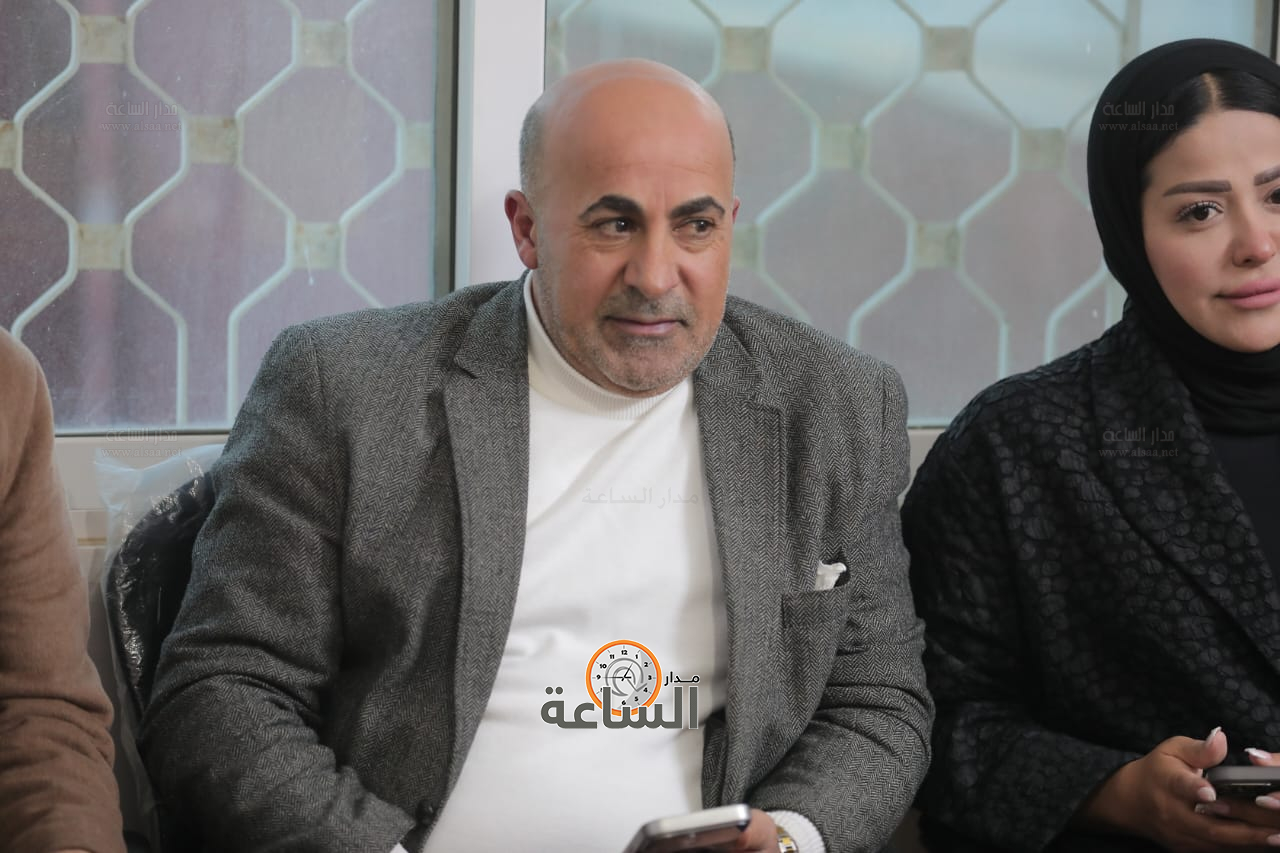 Madar Al-Saa Images 0.4386171049882184