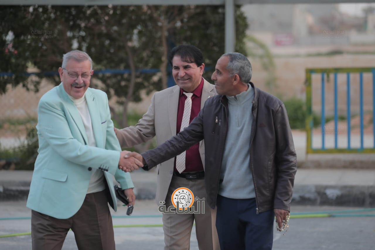 Madar Al-Saa Images 0.1640387635397189