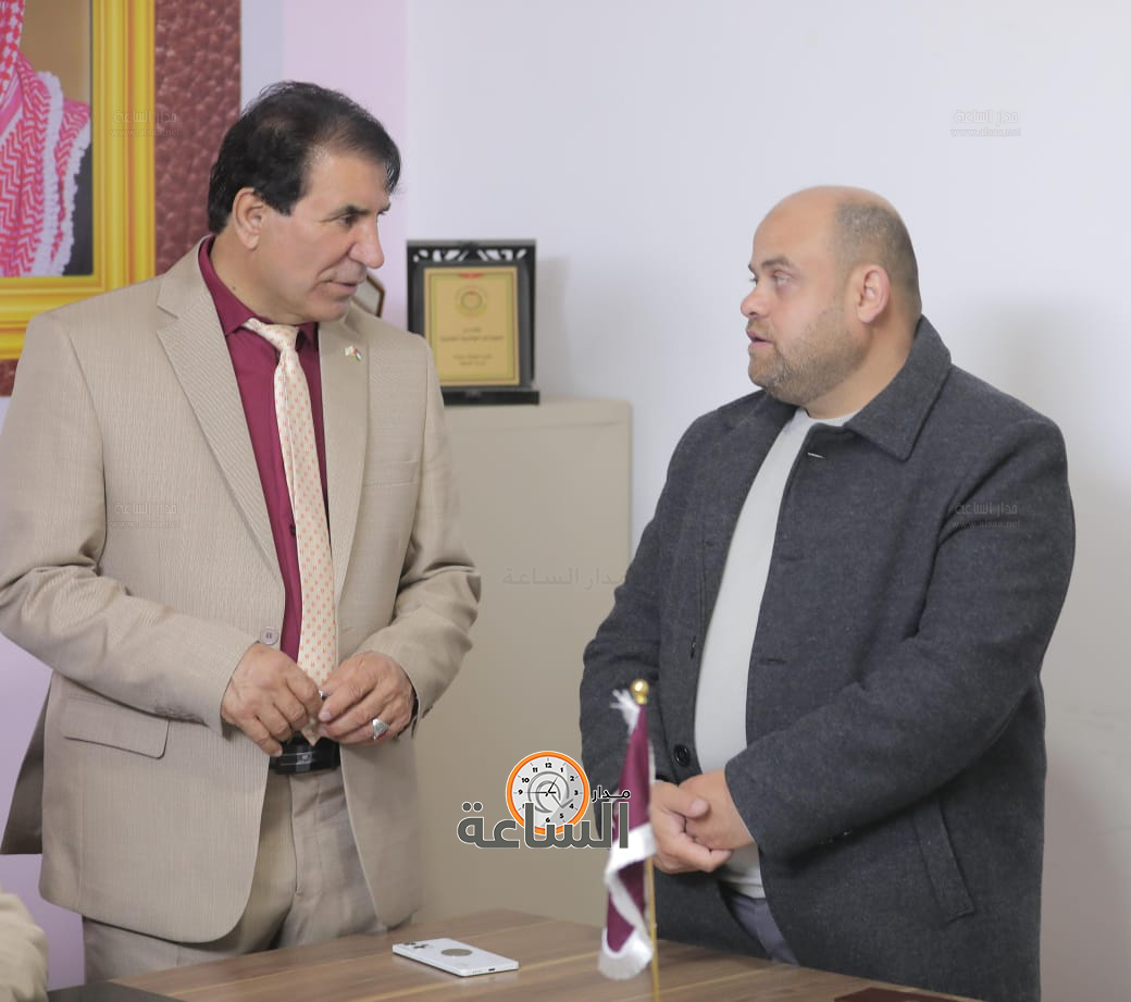 Madar Al-Saa Images 0.9254058973933501