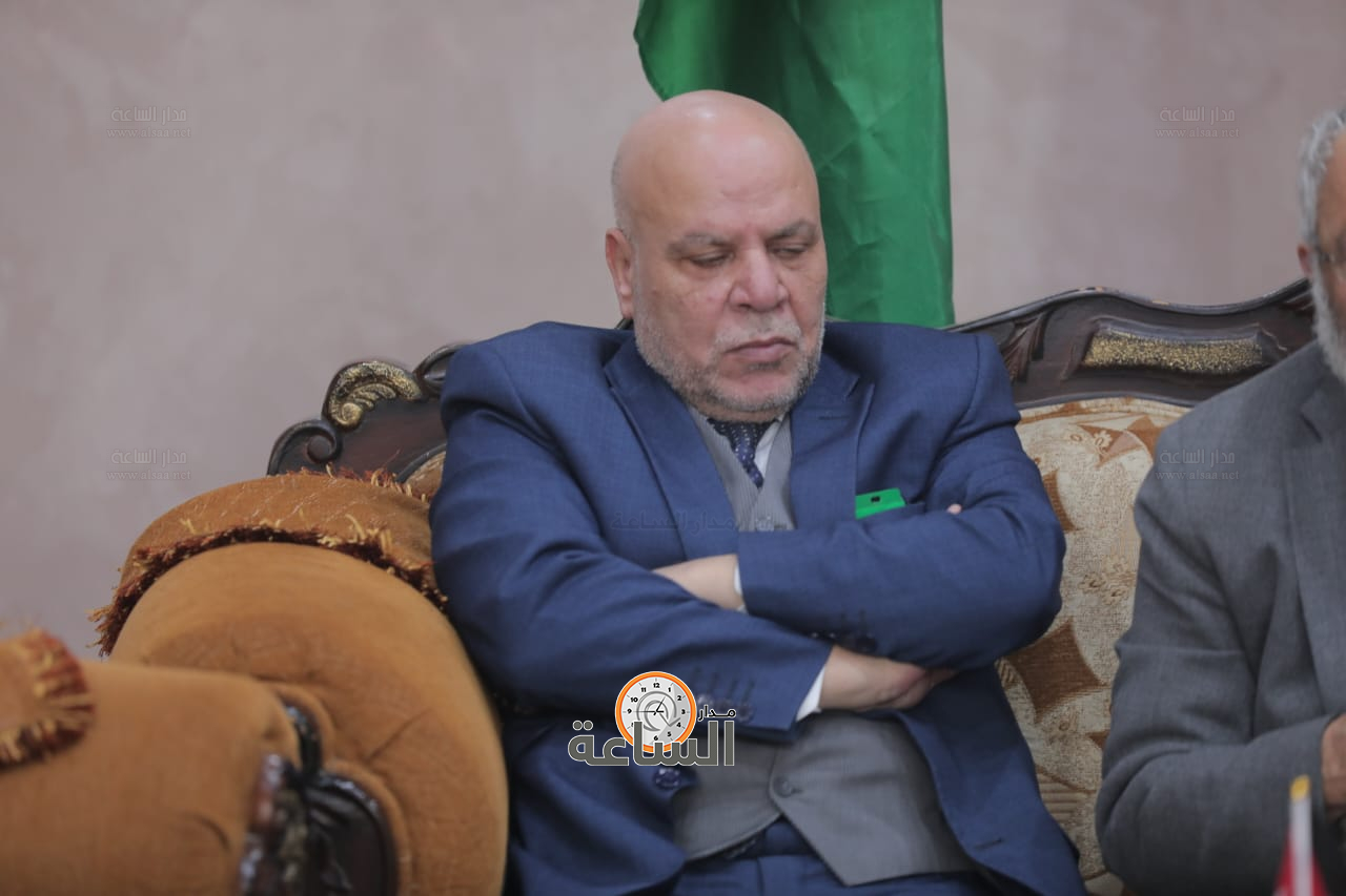 Madar Al-Saa Images 0.25369016316348825