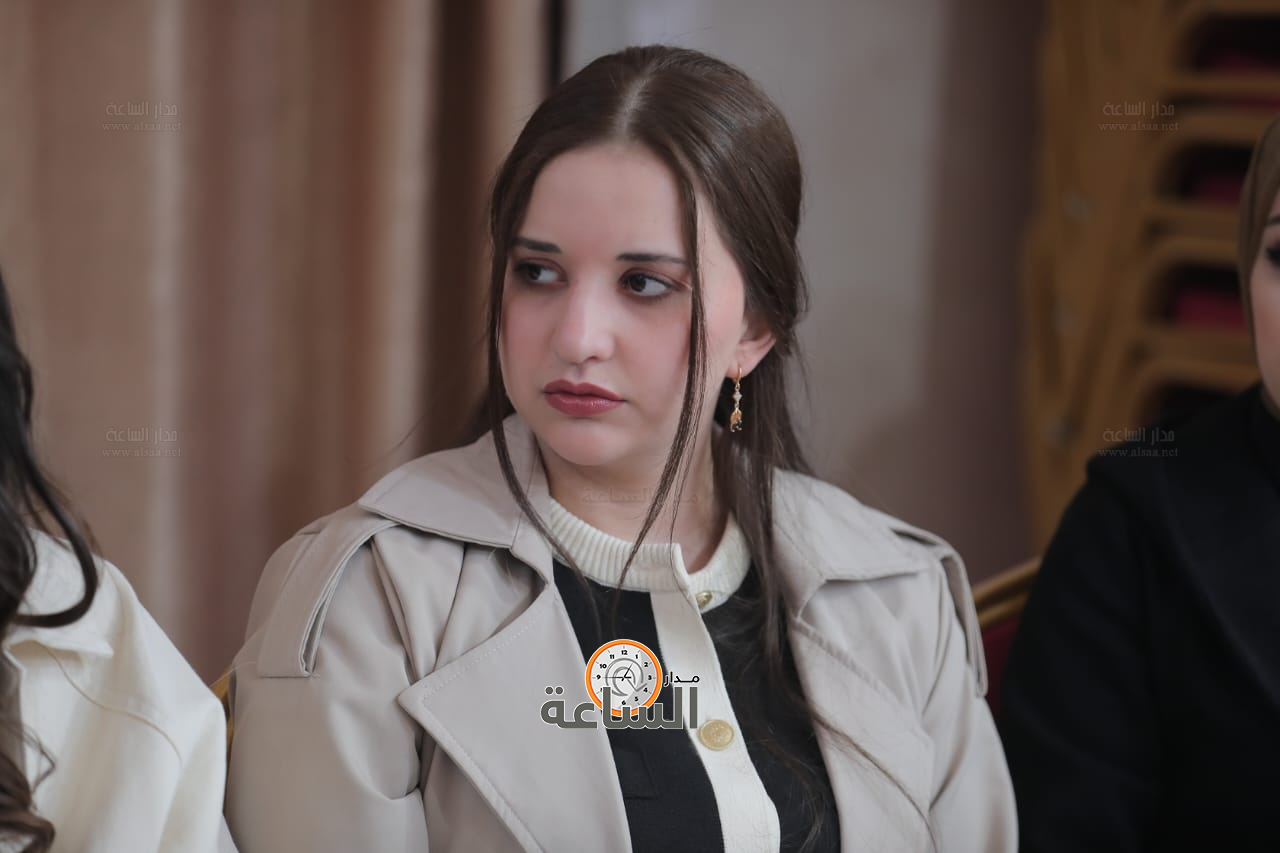 Madar Al-Saa Images 0.464582147615463