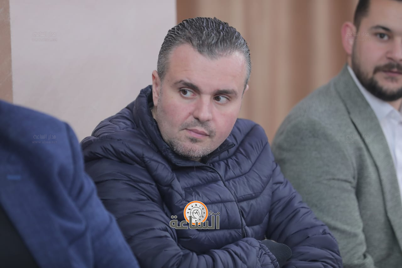 Madar Al-Saa Images 0.7445115782825518